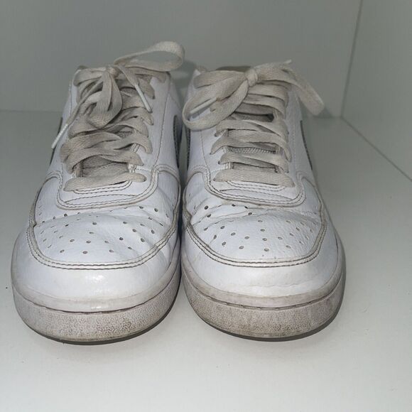 Women’s Nike Shoes 9.5 Court Vision Low Sneakers Iridescent White - Picture 3 of 12